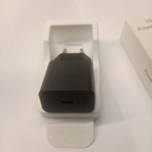 شارژر دیواری 15 وات سامسونگ مدل EP-T1510XBEGEU با اتصال به پریز دوشاخه